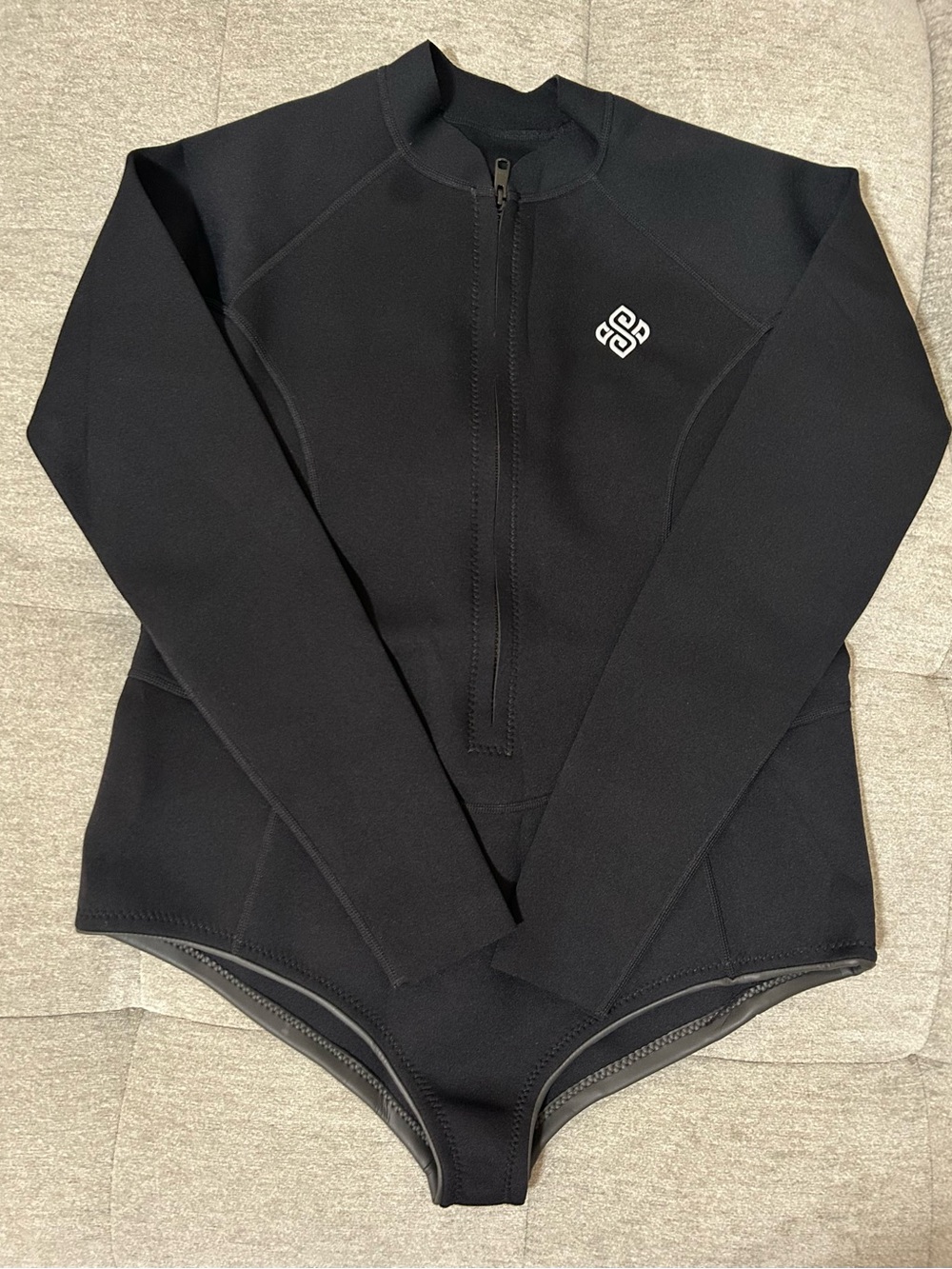 Black Neoprene Wetsuit Size 4XL with Front Zip